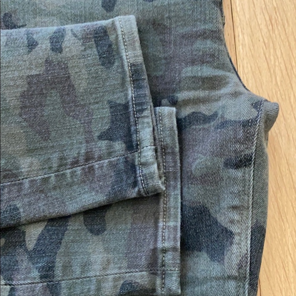 Jeans - Picture 2 of 5